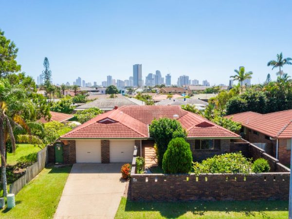 167 Markeri Street, MERMAID WATERS, QLD, 4218