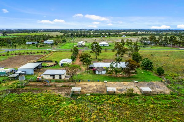 137 Sandalwood Avenue West, DALBY, QLD, 4405